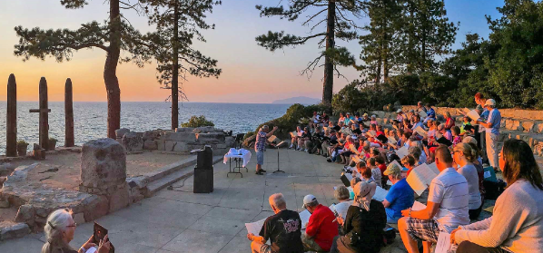 student group outdoors at tahoe semester